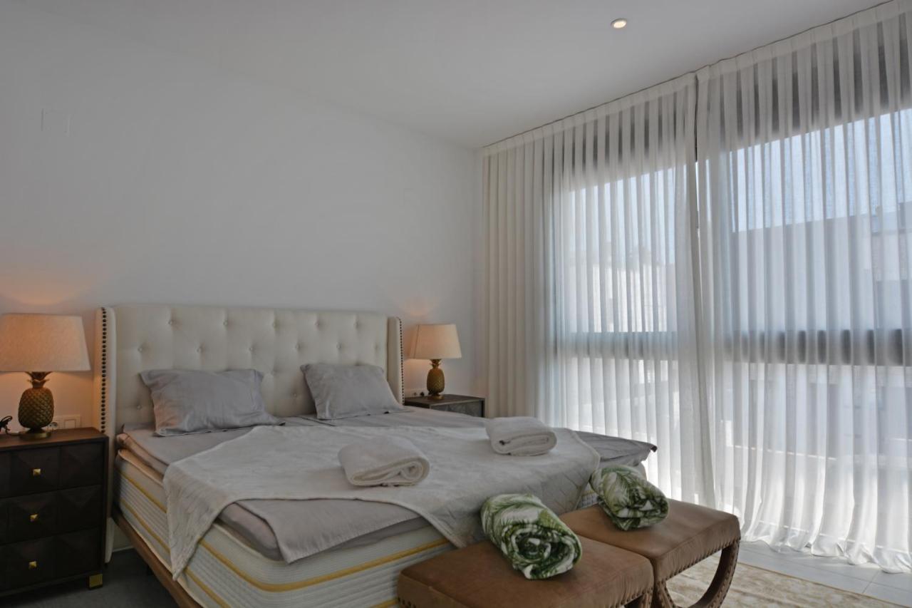 Luxury Villa By Nras กราน อาลากันต์ ภายนอก รูปภาพ
